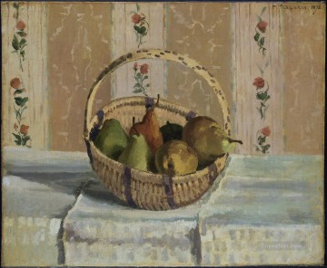 カミーユ・ピサロ Painting - 丸い籠に入ったリンゴと梨 1872年 カミーユ・ピサロ